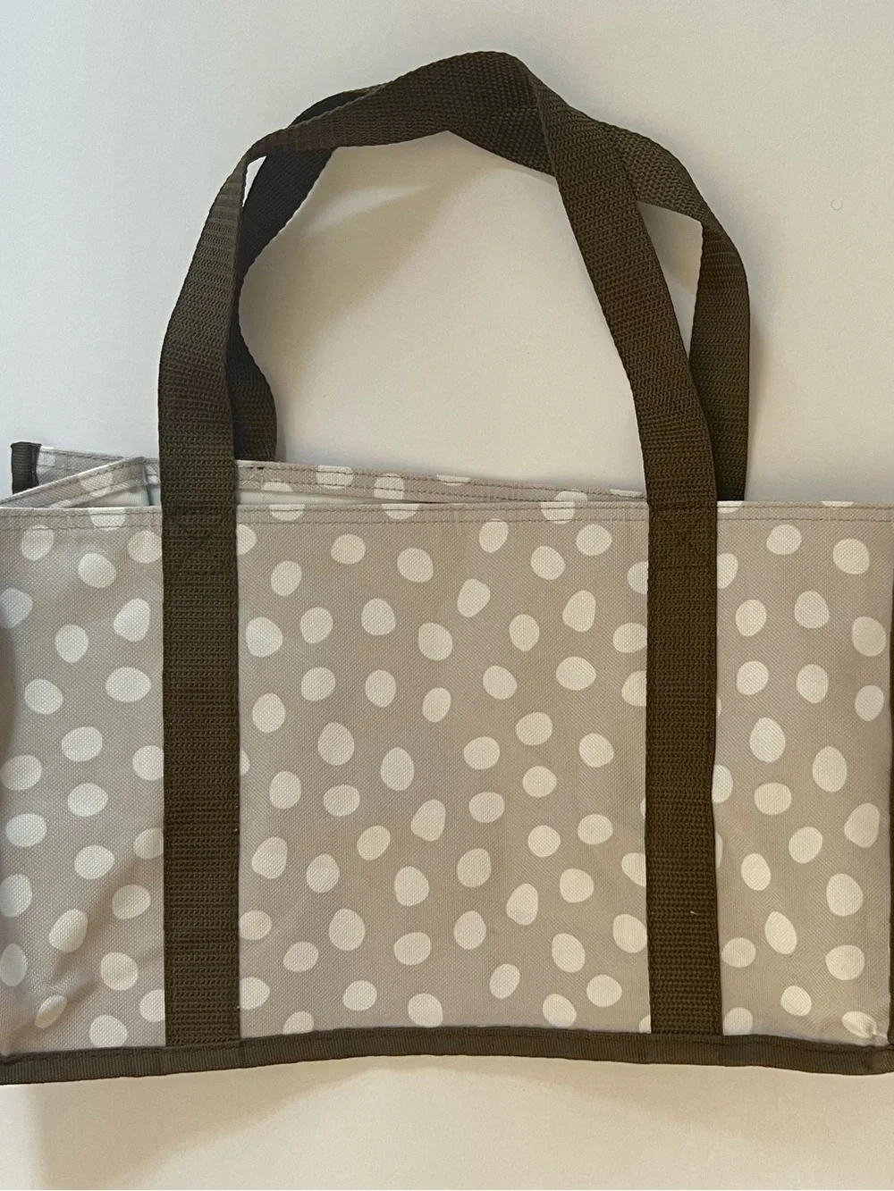 thirty-one Beige/ White Lotsa Dots Polka Dot Utility Tote with Brown Straps NWOT